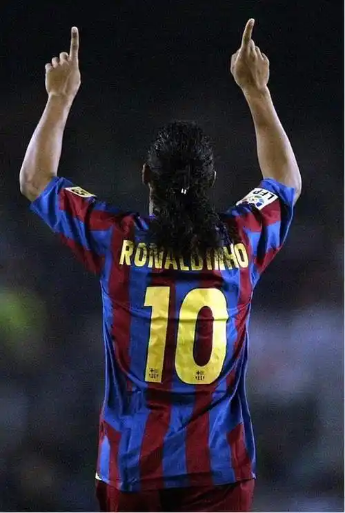 两者间起到 两者间起到